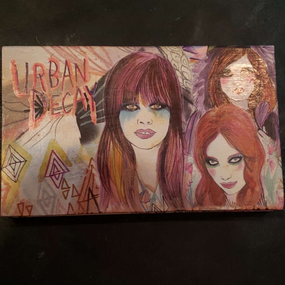 Urban Decay Pony show shadow box
